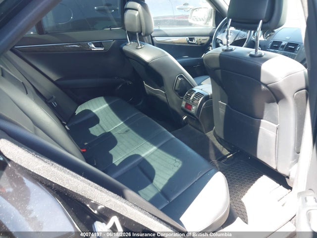 40074197 :رقم المزاد ، WDDGF87X29F353970 vin ، 2009 Mercedes-benz C 350 4matic مزاد بيع