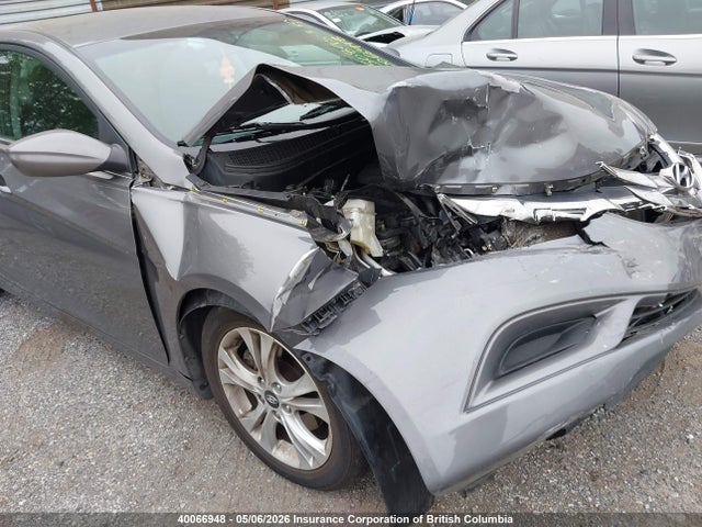 2011 Hyundai Sonata Gls მანქანა იყიდება აუქციონზე, vin: 5NPEB4ACXBH093910, აუქციონის ნომერი: 40066948