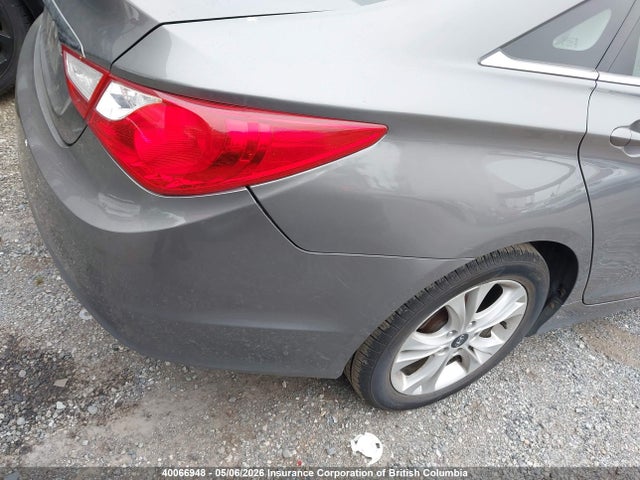 2011 Hyundai Sonata Gls მანქანა იყიდება აუქციონზე, vin: 5NPEB4ACXBH093910, აუქციონის ნომერი: 40066948