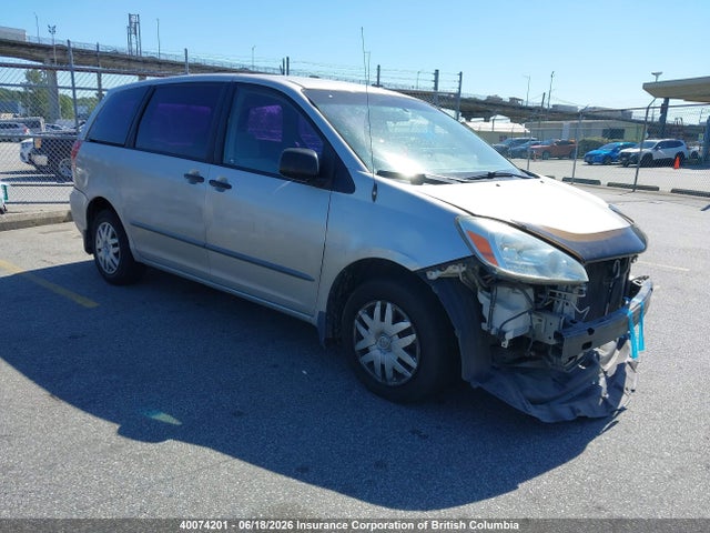 2004 Toyota Sienna Ce მანქანა იყიდება აუქციონზე, vin: 5TDZA29C24S015647, აუქციონის ნომერი: 40074201
