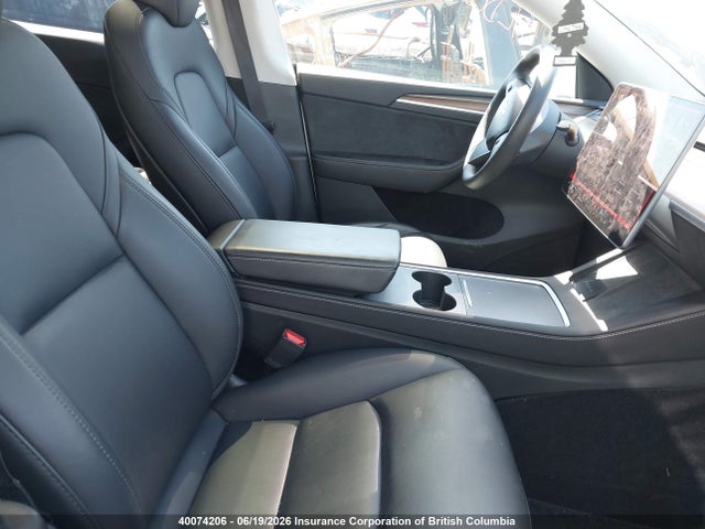 Tesla Model Y 2024 7SAYGDEE7RF044296 Image 5