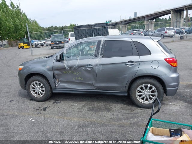 2011 Mitsubishi Rvr მანქანა იყიდება აუქციონზე, vin: JA4AJ3AU7BZ602827, აუქციონის ნომერი: 40074207