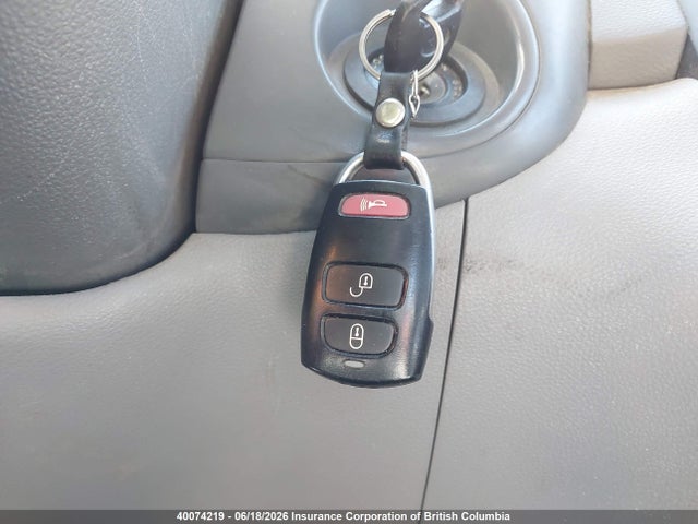 2008 Kia Sedona Ex/lx მანქანა იყიდება აუქციონზე, vin: KNDMB233986209727, აუქციონის ნომერი: 40074219