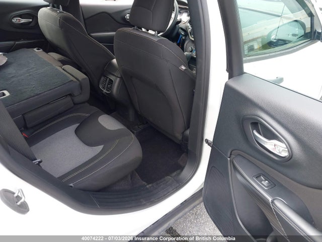 1C4PJLAB9GW272325 Jeep Cherokee Sport
