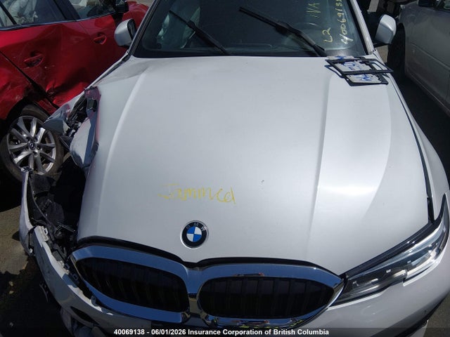 3MW5R7J00N8C64820 BMW 330XI