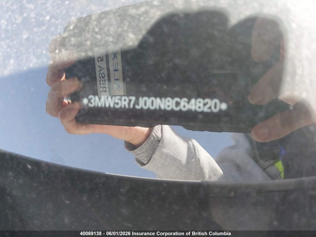 3MW5R7J00N8C64820 BMW 330XI