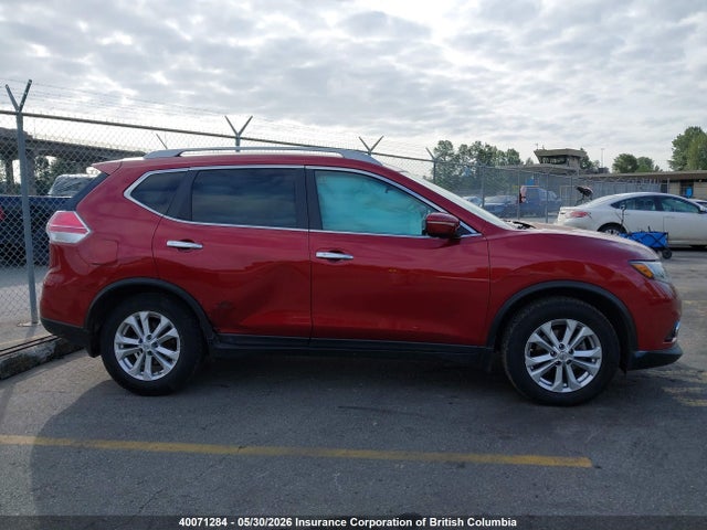 2015 Nissan Rogue S/sl/sv მანქანა იყიდება აუქციონზე, vin: 5N1AT2MV7FC821046, აუქციონის ნომერი: 40071284