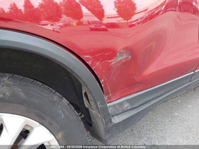 2015 Nissan Rogue S/sl/sv მანქანა იყიდება აუქციონზე, vin: 5N1AT2MV7FC821046, აუქციონის ნომერი: 40071284