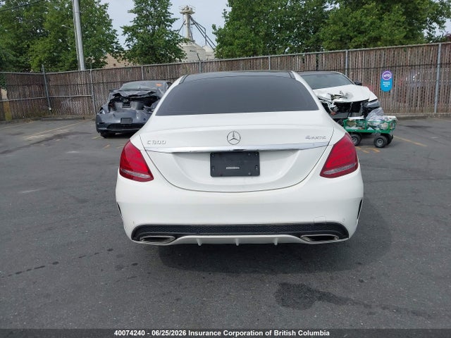 Продажа на аукционе авто 2017 Mercedes-benz C 300 4matic, vin: 55SWF4KB5HU192302, номер лота: 40074240