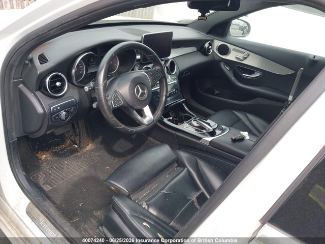 Продажа на аукционе авто 2017 Mercedes-benz C 300 4matic, vin: 55SWF4KB5HU192302, номер лота: 40074240