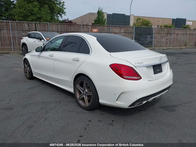 Продажа на аукционе авто 2017 Mercedes-benz C 300 4matic, vin: 55SWF4KB5HU192302, номер лота: 40074240