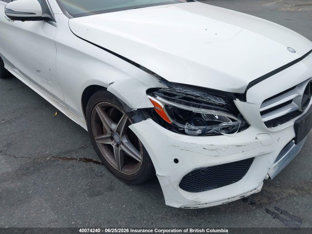 Продажа на аукционе авто 2017 Mercedes-benz C 300 4matic, vin: 55SWF4KB5HU192302, номер лота: 40074240