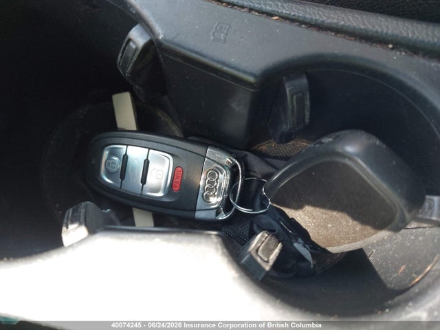 40074245 :رقم المزاد ، WAUFFCFL9GN015277 vin ، 2016 Audi A4 مزاد بيع