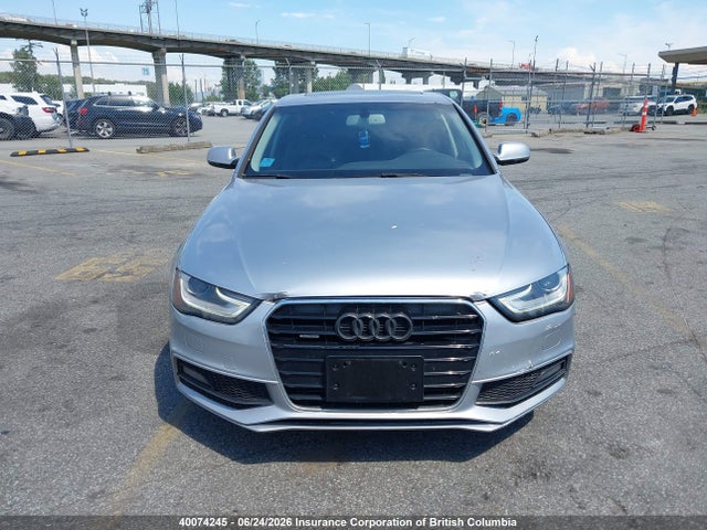 40074245 :رقم المزاد ، WAUFFCFL9GN015277 vin ، 2016 Audi A4 مزاد بيع