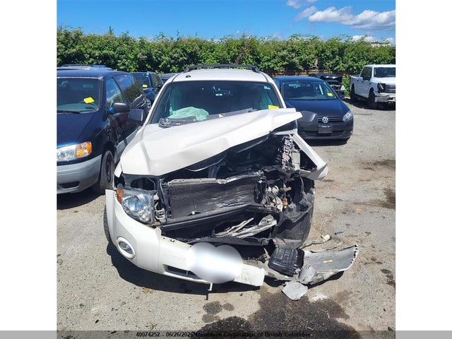2011 Ford Escape Xlt მანქანა იყიდება აუქციონზე, vin: 1FMCU0D74BKC27039, აუქციონის ნომერი: 40074252