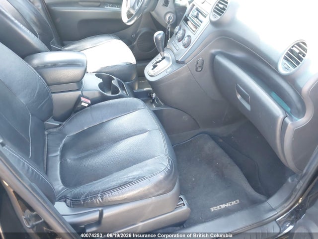 40074253 :رقم المزاد ، KNAFG525087155417 vin ، 2008 Kia Rondo مزاد بيع