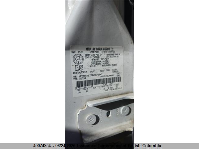 40074254 :رقم المزاد ، 1FT8W3BT5BEC72947 vin ، 2011 Ford F350 مزاد بيع
