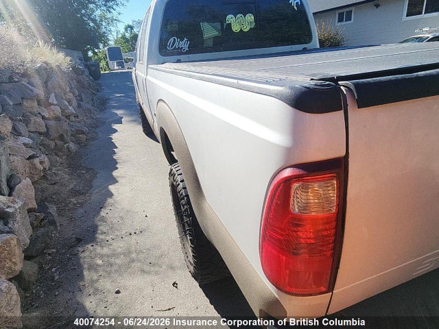 40074254 :رقم المزاد ، 1FT8W3BT5BEC72947 vin ، 2011 Ford F350 مزاد بيع
