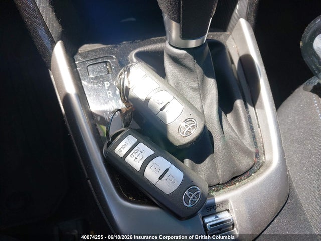 3MYDLBYV1GY116734 Toyota Yaris