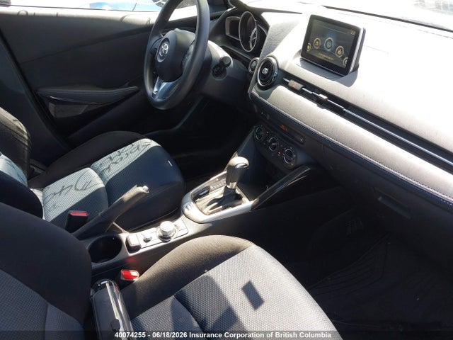 3MYDLBYV1GY116734 Toyota Yaris