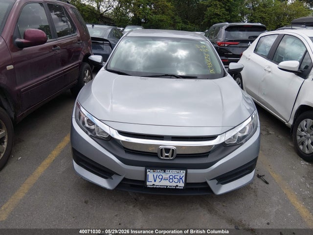 Продаж на аукціоні авто 2018 Honda Civic Lx, vin: 2HGFC2F53JH033833, номер лоту: 40071030