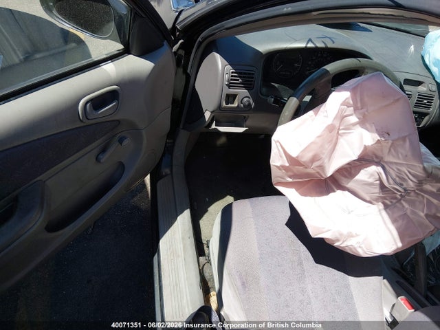 40071351 :رقم المزاد ، 2T1BR12E3WC733199 vin ، 1998 Toyota Corolla Ve/ce/le مزاد بيع
