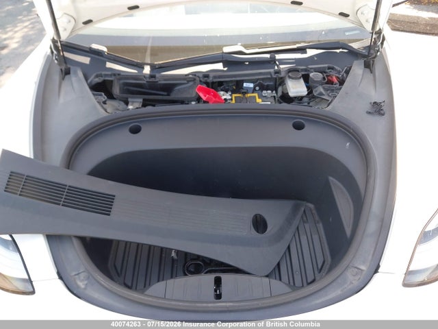 40074263 :رقم المزاد ، 5YJ3E1EA5MF840854 vin ، 2021 Tesla Model 3 مزاد بيع