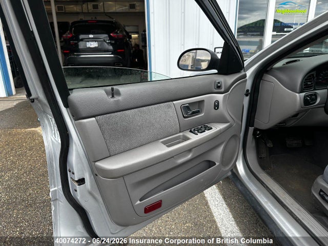 40074272 :رقم المزاد ، 1FAFP56S1YG229890 vin ، 2000 Ford Taurus Sel مزاد بيع