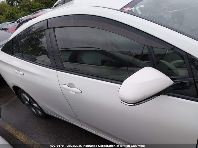 Продажа на аукционе авто 2018 Toyota Prius, vin: JTDKARFU7J3057882, номер лота: 40070170