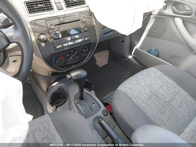 40073792 :رقم المزاد ، 1FAFP36NX5W156924 vin ، 2005 Ford Focus Zxw مزاد بيع