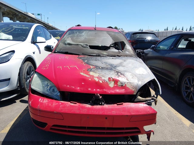 40073792 :رقم المزاد ، 1FAFP36NX5W156924 vin ، 2005 Ford Focus Zxw مزاد بيع