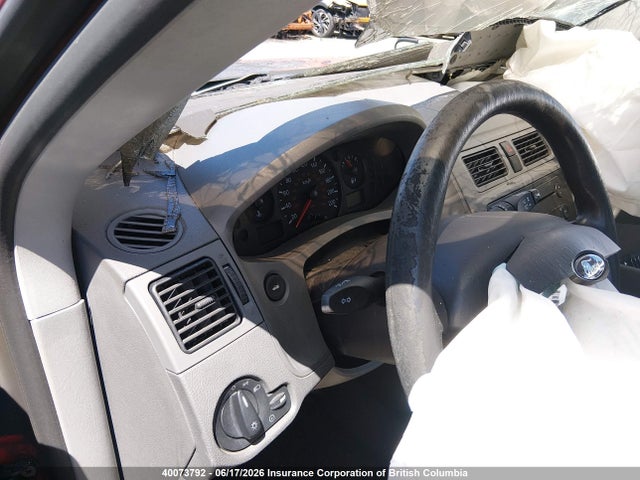 40073792 :رقم المزاد ، 1FAFP36NX5W156924 vin ، 2005 Ford Focus Zxw مزاد بيع
