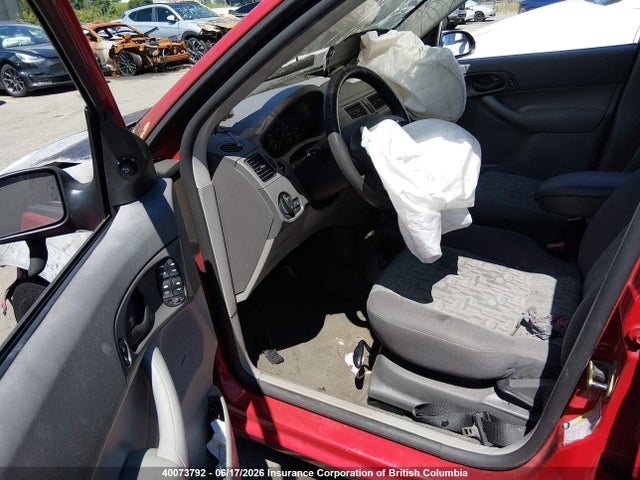 40073792 :رقم المزاد ، 1FAFP36NX5W156924 vin ، 2005 Ford Focus Zxw مزاد بيع