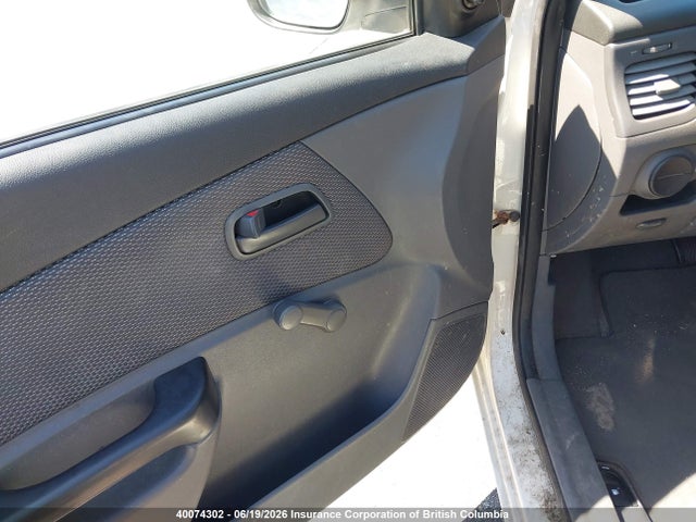 40074302 :رقم المزاد ، KNADH4B3XB6725787 vin ، 2011 Kia Rio مزاد بيع