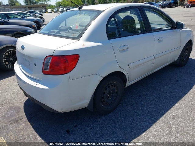 40074302 :رقم المزاد ، KNADH4B3XB6725787 vin ، 2011 Kia Rio مزاد بيع