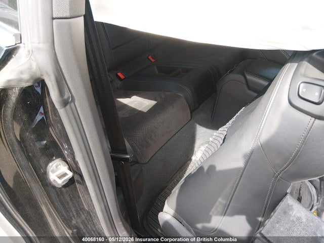 2013 Audi A5 Premium Plus მანქანა იყიდება აუქციონზე, vin: WAU4FBFR2DA010821, აუქციონის ნომერი: 40068160