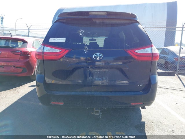 Продажа на аукционе авто 2015 Toyota Sienna Le, vin: 5TDKK3DC0FS535702, номер лота: 40074327