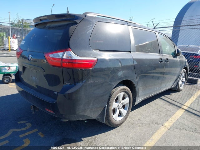 Продажа на аукционе авто 2015 Toyota Sienna Le, vin: 5TDKK3DC0FS535702, номер лота: 40074327