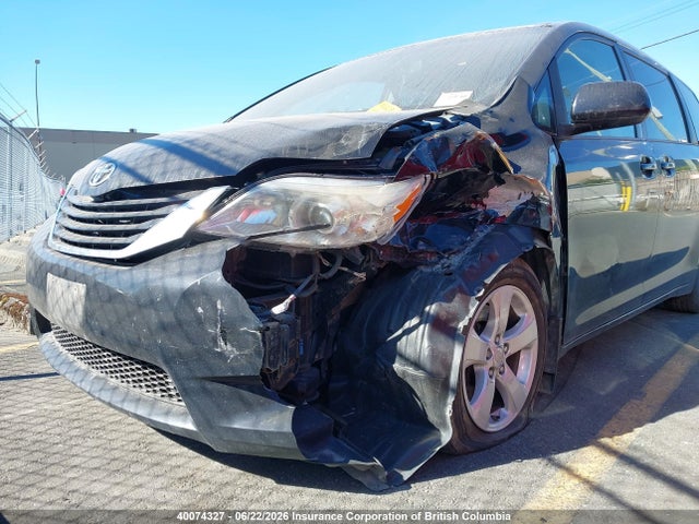 Продажа на аукционе авто 2015 Toyota Sienna Le, vin: 5TDKK3DC0FS535702, номер лота: 40074327