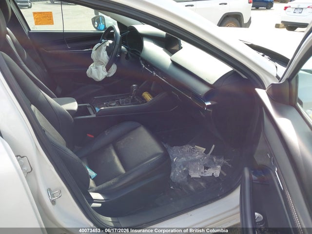 2022 Mazda 3 Premium მანქანა იყიდება აუქციონზე, vin: 3MZBPBDL5NM301076, აუქციონის ნომერი: 40073453