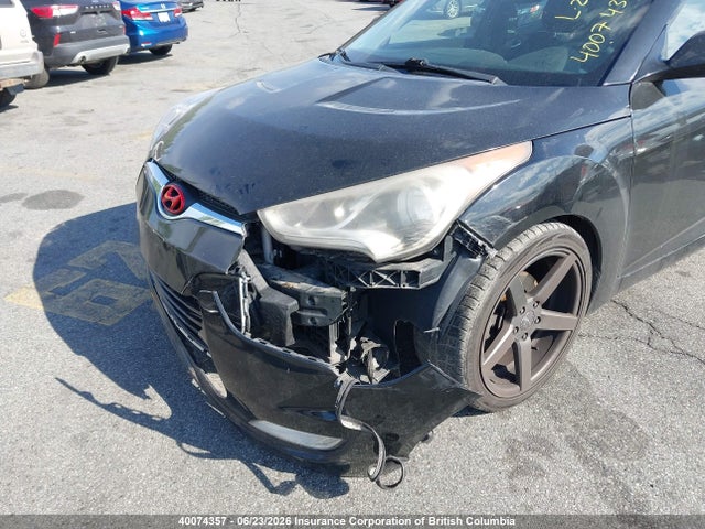 40074357 :رقم المزاد ، KMHTC6AD2DU157824 vin ، 2013 Hyundai Veloster مزاد بيع