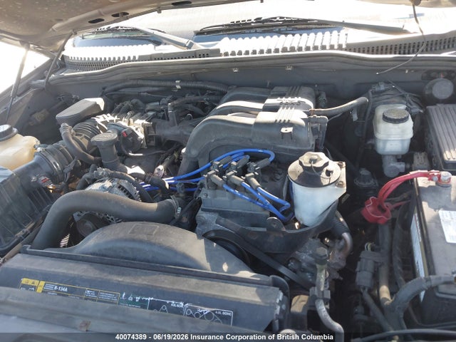 40074389 :رقم المزاد ، 1FMDU73K85UB74745 vin ، 2005 Ford Explorer Xlt/xlt Sport/nbx مزاد بيع