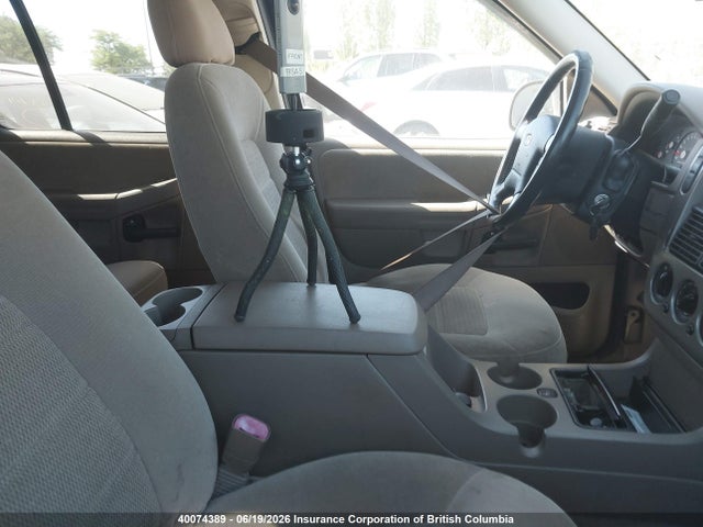 40074389 :رقم المزاد ، 1FMDU73K85UB74745 vin ، 2005 Ford Explorer Xlt/xlt Sport/nbx مزاد بيع