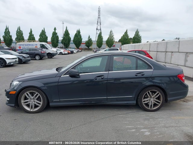 40074419 :رقم المزاد ، WDDGF8AB9DA780243 vin ، 2013 Mercedes-benz C 300 4matic مزاد بيع