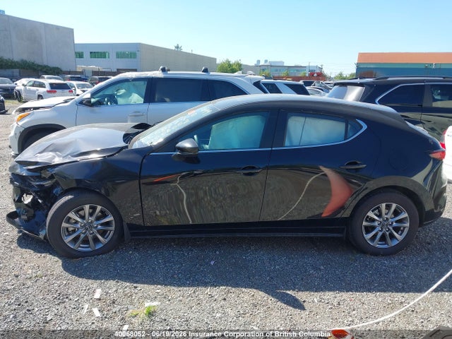 Mazda 3 Preferred 2025 JM1BPBLM3S1779129 Image 15