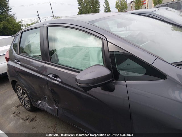 40071294 :رقم المزاد ، 3HGGK5H89GM108688 vin ، 2016 Honda Fit Ex/exl مزاد بيع