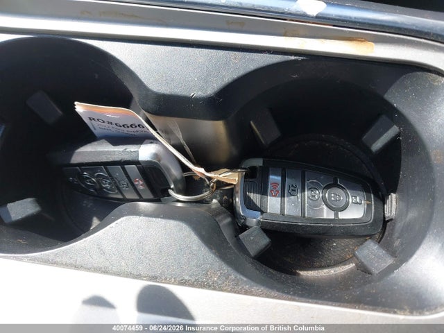 40074459 :رقم المزاد ، 1FMSK8DH3NGB83356 vin ، 2022 Ford Explorer Xlt مزاد بيع