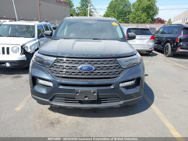 40074459 :رقم المزاد ، 1FMSK8DH3NGB83356 vin ، 2022 Ford Explorer Xlt مزاد بيع