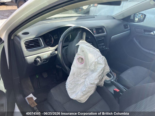 40074505 :رقم المزاد ، 3VWWL7AJ2DM424426 vin ، 2013 Volkswagen Jetta مزاد بيع