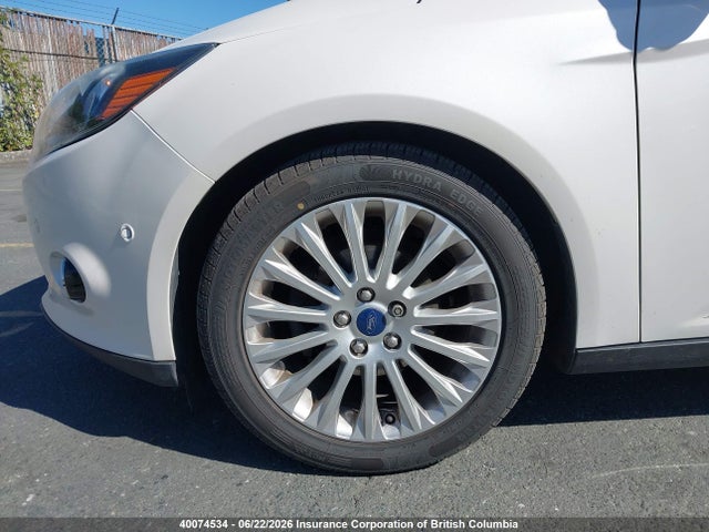 40074534 :رقم المزاد ، 1FAHP3N23CL459512 vin ، 2012 Ford Focus مزاد بيع